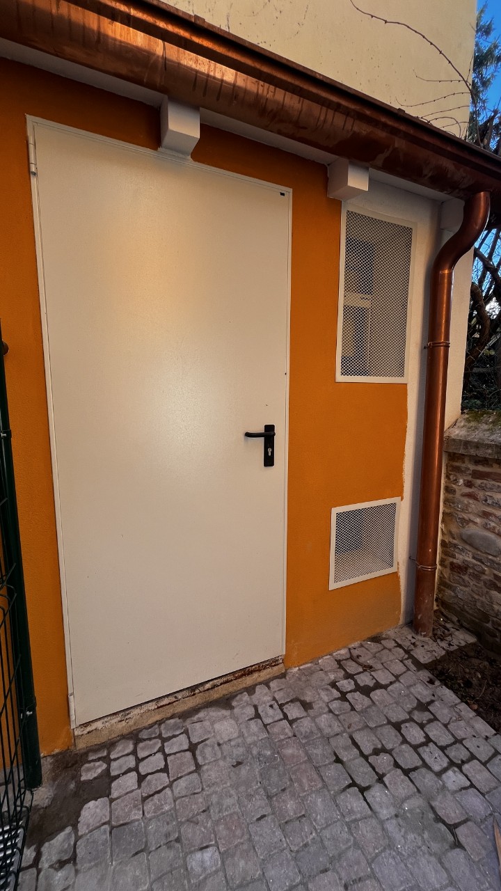 11eb3604-aaa9-4323-80f2-fa8724906a4b