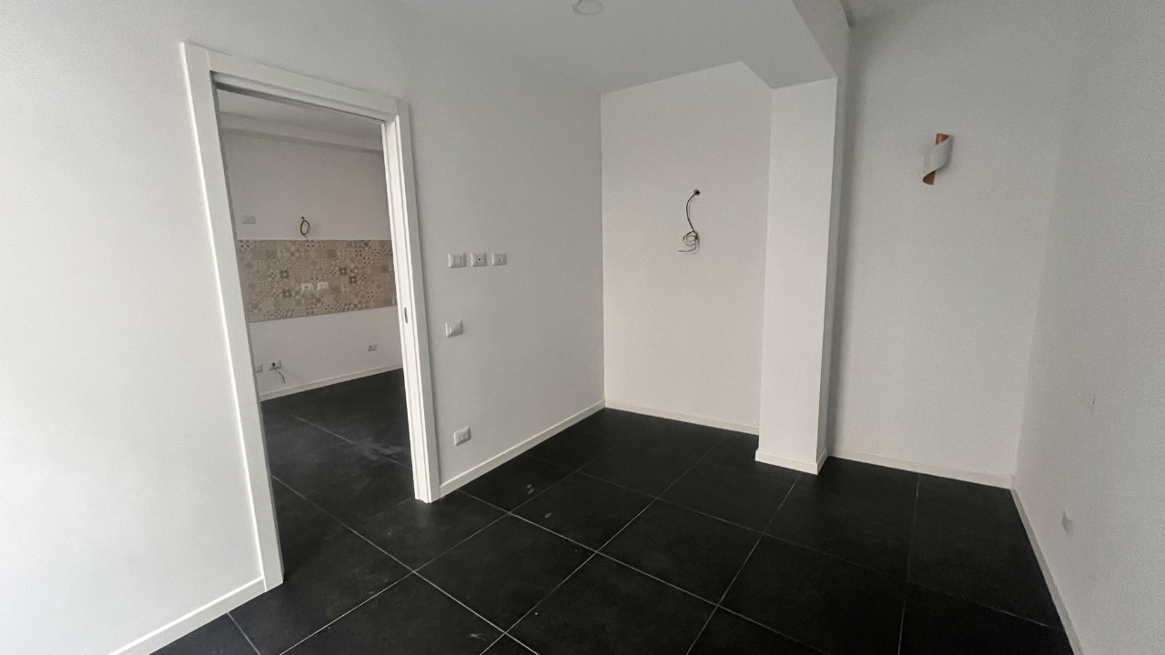 fbee8133-069d-4471-8245-5c444619973f