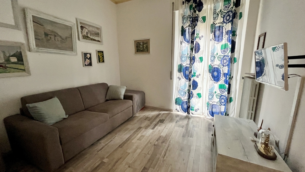 5dfbf42f-85e1-423d-b54e-52c51e9e8c43