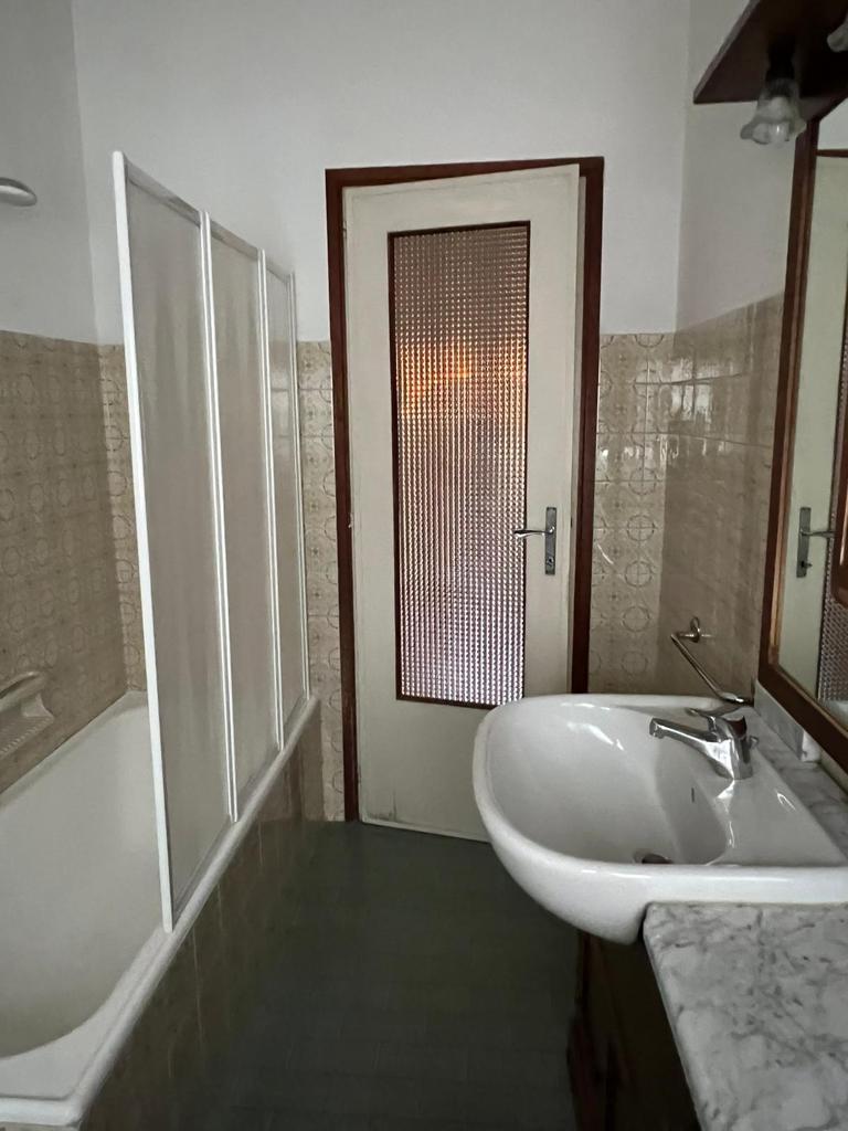 c2f5423f-a80a-43d6-b1e9-91317eb043ec